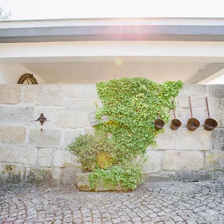 Affittacamere Casa Da Calcada 3*