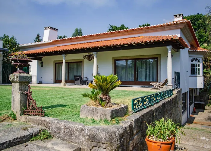 Гостевой дом Casa Da Calcada Визеу